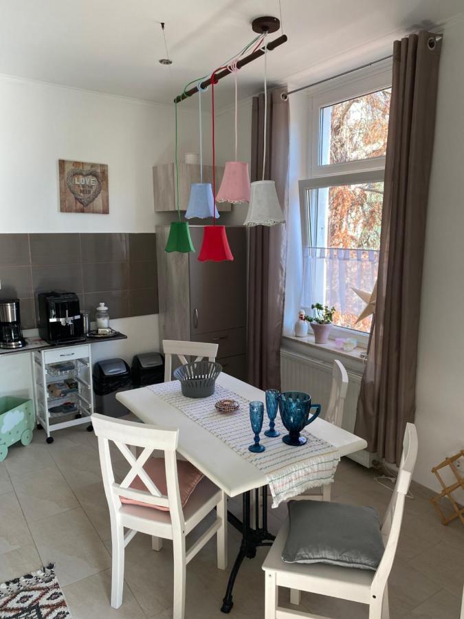 Ferienwohnung Roxana Stadtkern Von Quedlinburg 55Qm Bagian luar foto