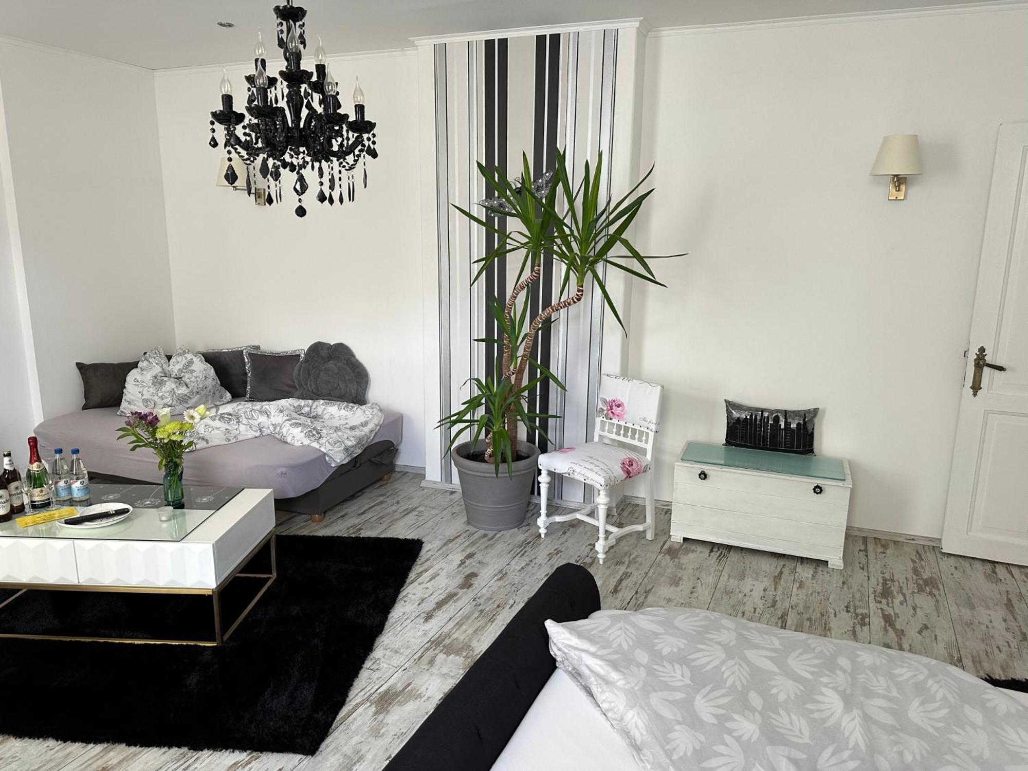 Ferienwohnung Roxana Stadtkern Von Quedlinburg 55Qm Bagian luar foto